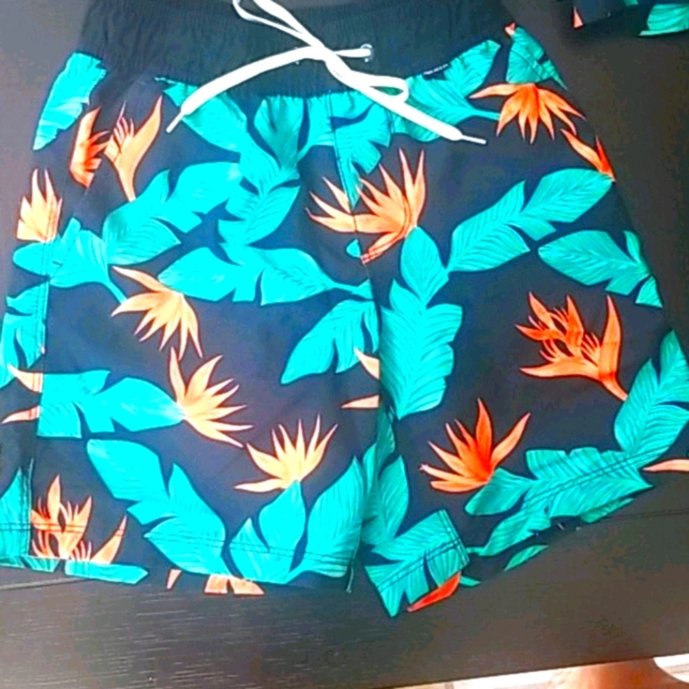 Short trunks